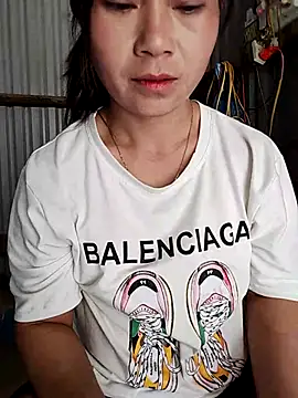 Cute-flowers online show from April 11, 2026, 7:56 am