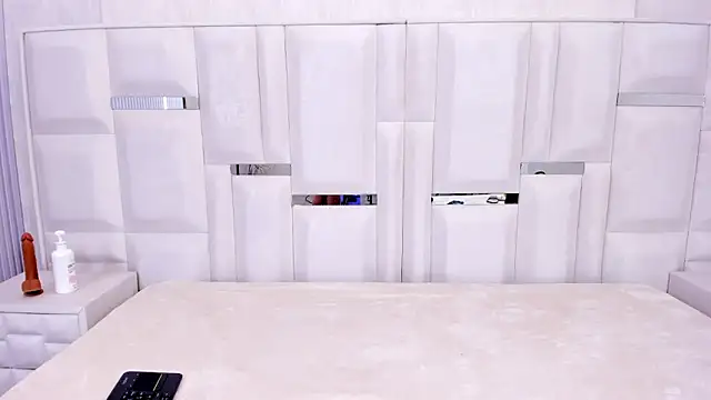 Snapshot of breenda01 chatting on April 14, 2026, 3:55 am breenda01 online show from April 14, 2026, 3:55 am