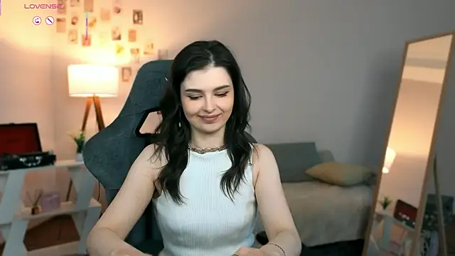 Snapshot of rebbekkakowalski chatting on April 9, 2026, 6:19 am rebbekkakowalski online show from April 9, 2026, 6:19 am