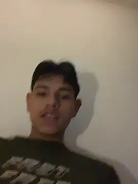 Snapshot of juanma759 chatting on May 27, 2026, 10:17 pm juanma759 online show from May 27, 2026, 10:17 pm