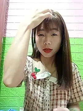 Snapshot of AmyLinee01 chatting on July 3, 2026, 10:00 am AmyLinee01 online show from July 3, 2026, 10:00 am