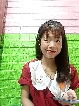 Snapshot of AmyLinee01 chatting on June 28, 2026, 12:28 am AmyLinee01 online show from June 28, 2026, 12:28 am