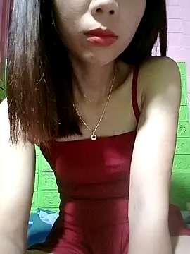Snapshot of AmyLinee01 chatting on April 18, 2026, 7:07 pm AmyLinee01 online show from April 18, 2026, 7:07 pm