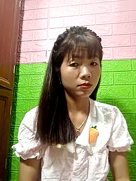 Snapshot of AmyLinee01 chatting on June 22, 2026, 11:02 pm AmyLinee01 online show from June 22, 2026, 11:02 pm