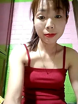 AmyLinee01 online show from April 15, 2026, 5:35 am