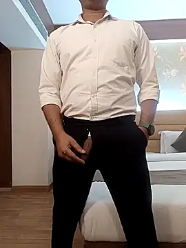 Snapshot of Daddyfuck34 chatting on April 6, 2026, 1:12 pm Daddyfuck34 online show from April 6, 2026, 1:12 pm