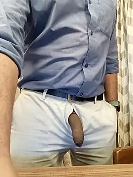 Snapshot of Daddyfuck34 chatting on April 7, 2026, 9:22 am Daddyfuck34 online show from April 7, 2026, 9:22 am