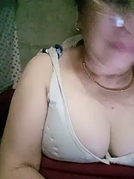 Snapshot of Funsexy1 chatting on May 29, 2026, 2:56 pm Funsexy1 online show from May 29, 2026, 2:56 pm