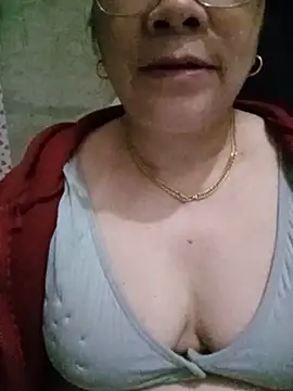 Snapshot of Funsexy1 chatting on May 11, 2026, 12:45 am Funsexy1 online show from May 11, 2026, 12:45 am