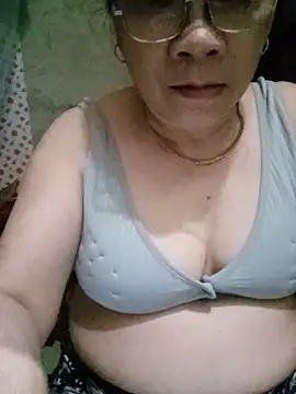 Snapshot of Funsexy1 chatting on May 18, 2026, 10:03 pm Funsexy1 online show from May 18, 2026, 10:03 pm