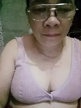 Snapshot of Funsexy1 chatting on May 12, 2026, 8:15 pm Funsexy1 online show from May 12, 2026, 8:15 pm