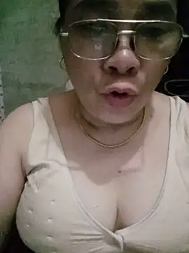 Snapshot of Funsexy1 chatting on May 16, 2026, 10:36 am Funsexy1 online show from May 16, 2026, 10:36 am