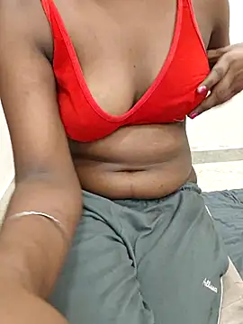 Snapshot of AAHNA_3 chatting on April 5, 2026, 8:04 pm AAHNA 3 online show from April 5, 2026, 8:04 pm