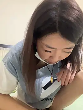 lululove66 online show from March 28, 2026, 7:20 am