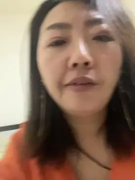 lululove66 online show from April 21, 2026, 5:41 pm