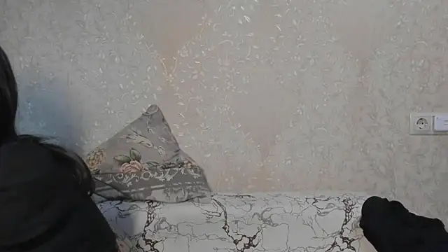 muuur love231 online show from April 17, 2026, 4:10 pm