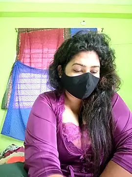 Snapshot of Papte- chatting on April 9, 2026, 2:02 am Papte- online show from April 9, 2026, 2:02 am