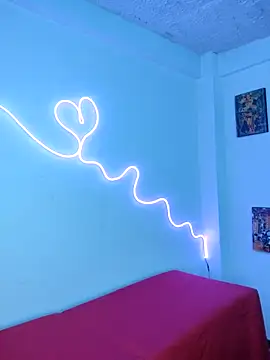 Franchescatoop online show from March 27, 2026, 6:22 am