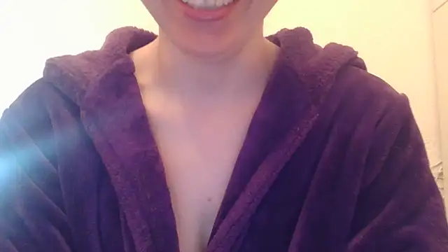 mery lou20252 online show from April 2, 2026, 10:44 am