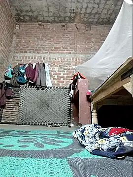 Somoya800 online show from April 15, 2026, 7:58 pm