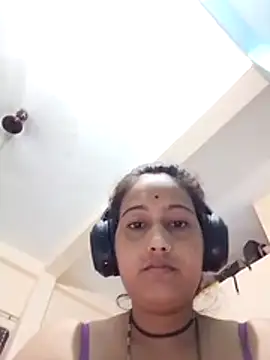 Snapshot of Sexi_roovi chatting on July 3, 2026, 7:09 pm Sexi roovi online show from July 3, 2026, 7:09 pm