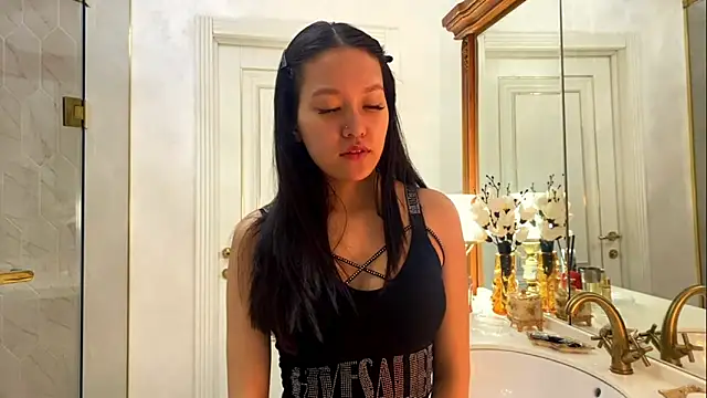 ayanovae online show from March 26, 2026, 6:00 am