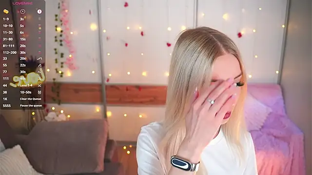 ScarlettRansdell online show from April 2, 2026, 5:08 pm