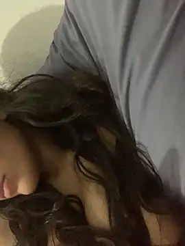 maduu789 online show from April 18, 2026, 4:26 am