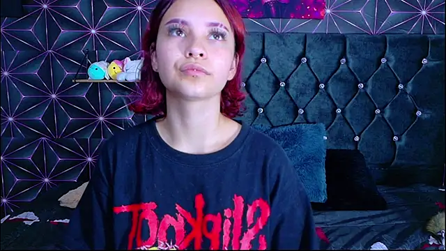 Megam white online show from April 15, 2026, 7:58 pm