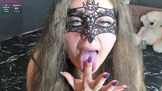 daddysgirl9978 online show from May 20, 2026, 1:19 pm