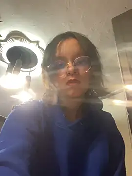 Snapshot of samantha_dulce chatting on March 30, 2026, 8:43 pm samantha dulce online show from March 30, 2026, 8:43 pm