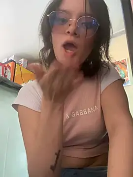 Snapshot of samantha_dulce chatting on April 12, 2026, 9:29 pm samantha dulce online show from April 12, 2026, 9:29 pm