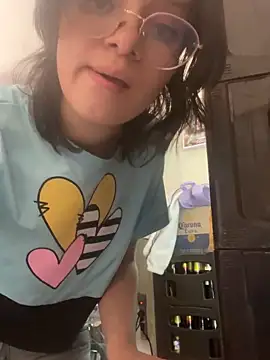 Snapshot of samantha_dulce chatting on April 15, 2026, 7:58 pm samantha dulce online show from April 15, 2026, 7:58 pm