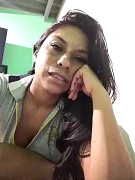 Snapshot of AngelicaStorms chatting on May 2, 2026, 1:11 am AngelicaStorms online show from May 2, 2026, 1:11 am
