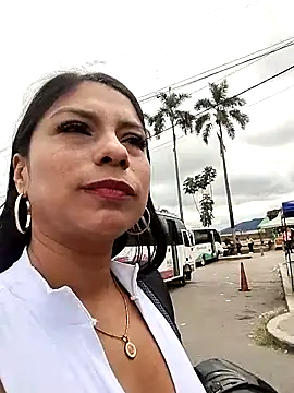 Snapshot of AngelicaStorms chatting on May 11, 2026, 3:40 pm AngelicaStorms online show from May 11, 2026, 3:40 pm
