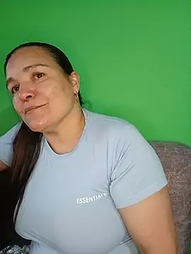 Zuleyka 69 online show from May 21, 2026, 9:23 pm