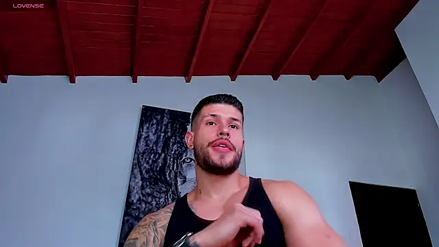 Snapshot of Santos_ramirez1 chatting on April 28, 2026, 2:21 pm Santos ramirez1 online show from April 28, 2026, 2:21 pm