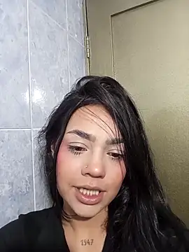 baby-skinnd online show from April 13, 2026, 12:20 pm