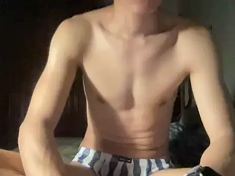 Snapshot of Mauriice chatting on April 1, 2026, 4:15 pm Mauriice online show from April 1, 2026, 4:15 pm