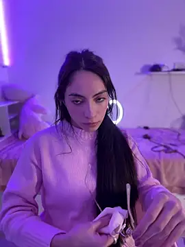 Snapshot of zarafoxy chatting on April 8, 2026, 2:13 am zarafoxy online show from April 8, 2026, 2:13 am