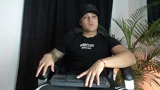 Pedro x777 online show from March 26, 2026, 2:10 am