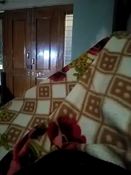 Macha04 online show from April 27, 2026, 7:56 pm