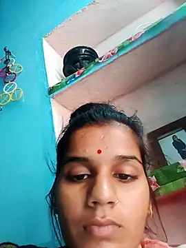 Raveena0990 online show from May 29, 2026, 4:29 am