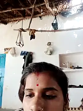Raveena0990 online show from May 31, 2026, 10:32 am