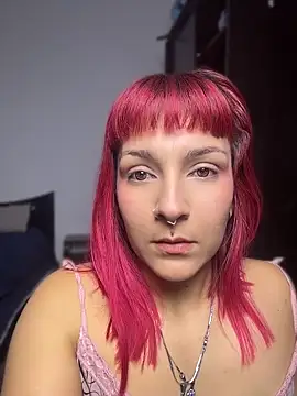 Snapshot of Amelie-RedHoney chatting on July 1, 2026, 7:52 am Amelie-RedHoney online show from July 1, 2026, 7:52 am