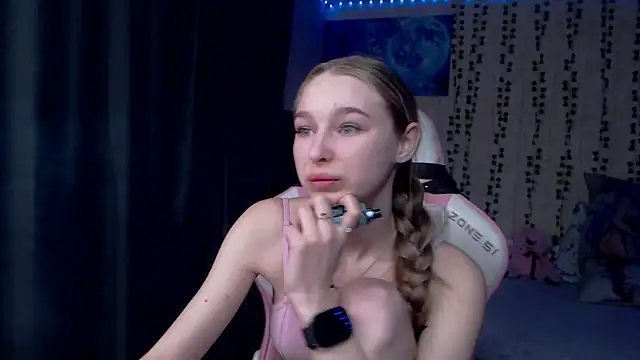 kitsune888 online show from April 8, 2026, 12:56 am