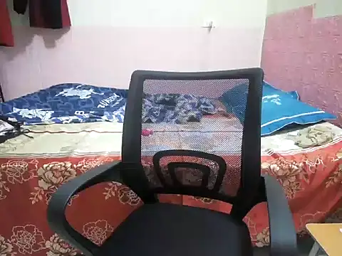 lusa baby online show from May 23, 2026, 1:21 pm