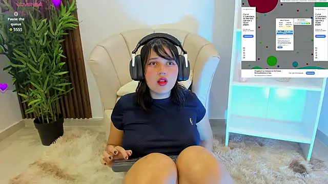 Snapshot of mia_jonnes18 chatting on March 29, 2026, 5:36 pm mia jonnes18 online show from March 29, 2026, 5:36 pm