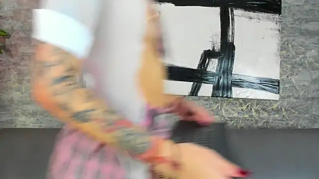 Snapshot of Lilith_moonx chatting on March 30, 2026, 3:13 pm Lilith moonx online show from March 30, 2026, 3:13 pm