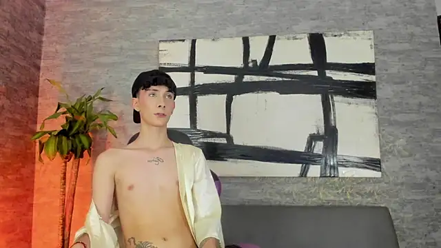 Thomzeus online show from April 2, 2026, 6:25 pm